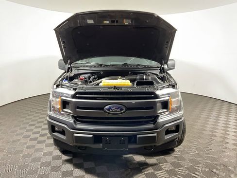 Used 2018 Ford F150 XLT w/ Equipment Group 302A Luxury image 7
