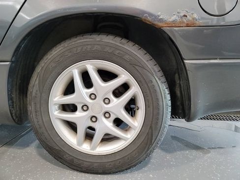 Used 2004 Dodge Intrepid SE FWD image 13