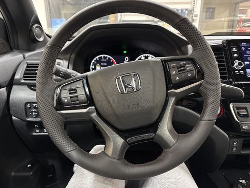 New 2026 Honda Ridgeline Black Edition image 15