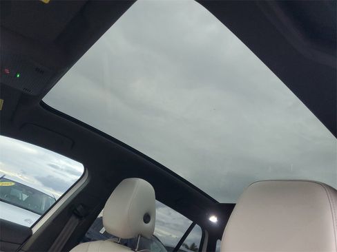 Used 2021 Volkswagen ID.4 1st Edition image 18