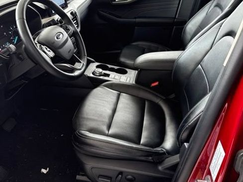 Used 2022 Ford Escape SEL AWD/4WD image 11