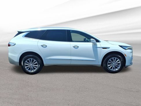 Certified 2024 Buick Enclave Essence FWD image 7