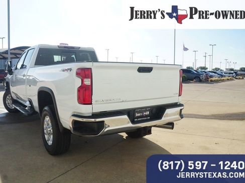 Used 2021 Chevrolet Silverado 3500 LTZ w/ LTZ Texas Edition image 4