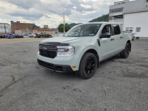 Used 2024 Ford Maverick XLT w/ XLT Luxury Package AWD/4WD image 4
