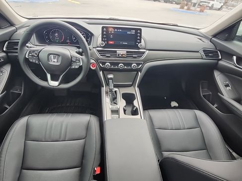 Used 2018 Honda Accord EX-L image 9