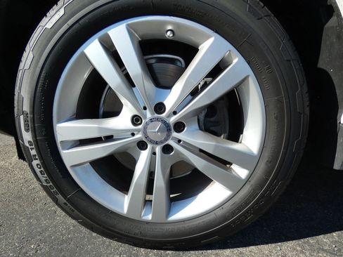 Used 2015 Mercedes-Benz ML 350 4MATIC image 19