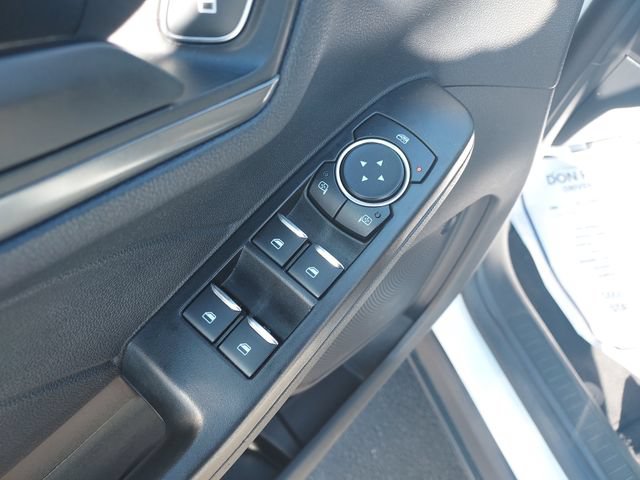 Used 2025 Ford Escape Active AWD/4WD image 11