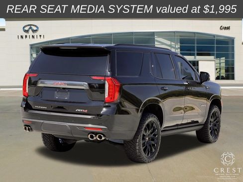 Used 2024 GMC Yukon AT4 w/ AT4 Premium Plus Package AWD/4WD image 3