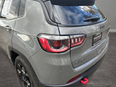 Used 2023 Jeep Compass Trailhawk image 31