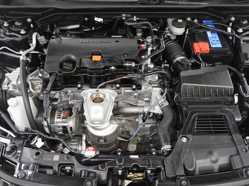 Used 2024 Honda Civic Sport image 29