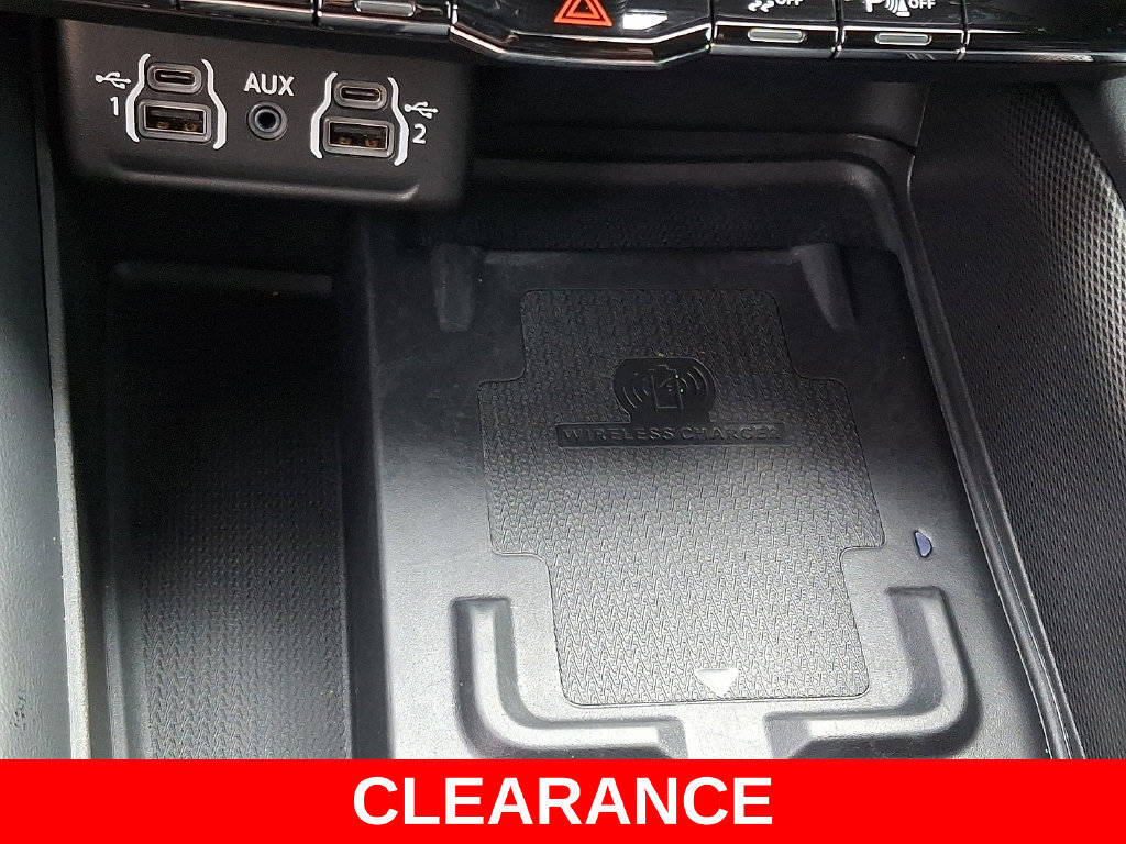 Used 2024 Dodge Durango SRT w/ Black Package AWD/4WD image 25