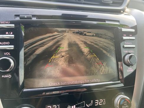 Used 2021 Nissan Murano S image 17