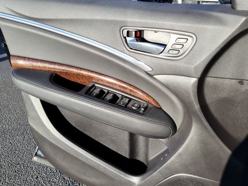 Used 2017 Acura MDX SH-AWD w/ Technology Package image 7