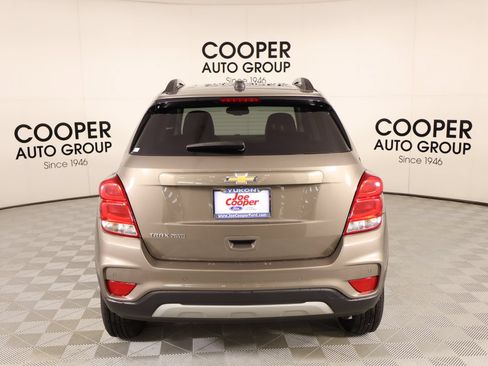 Used 2022 Chevrolet Trax LT w/ Driver Confidence Package AWD/4WD image 20