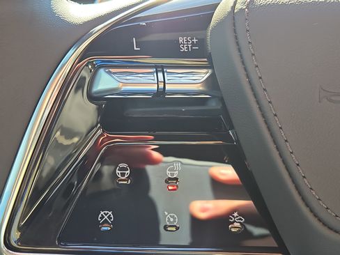 New 2026 Cadillac Escalade Platinum Sport w/ LPO, ONYX Package image 30