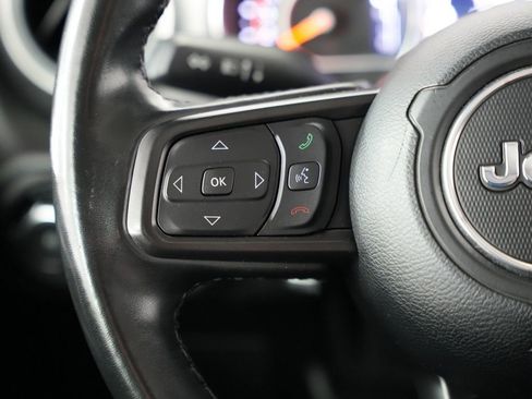 Used 2021 Jeep Wrangler Sport AWD/4WD image 12