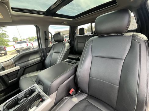 Used 2018 Ford F250 Lariat w/ Lariat Ultimate Package AWD/4WD image 21