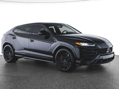 Used 2022 Lamborghini Urus