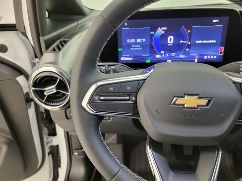 New 2026 Chevrolet Equinox EV LT w/ Comfort Package FWD image 4
