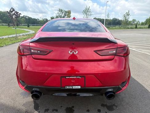 Used 2018 INFINITI Q60 Red Sport 400 w/ Pro Active Package AWD/4WD image 8