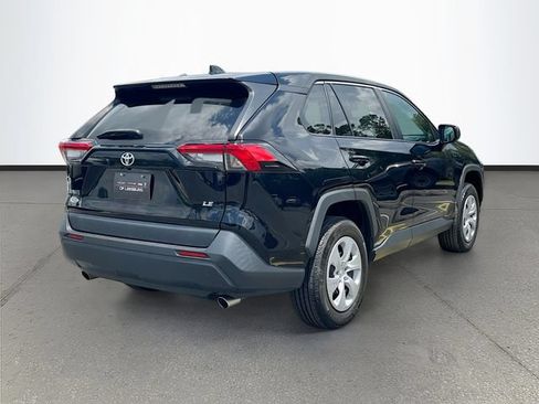 Used 2024 Toyota RAV4 LE FWD image 7