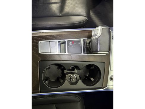 Used 2021 Audi A7 e Premium Plus w/ Executive Package image 26