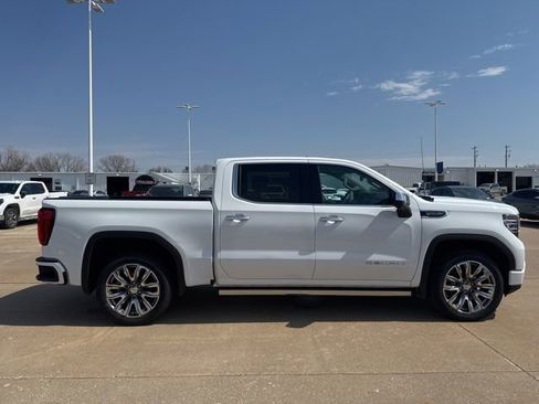 Used 2024 GMC Sierra 1500 Denali w/ Denali Reserve Package image 2