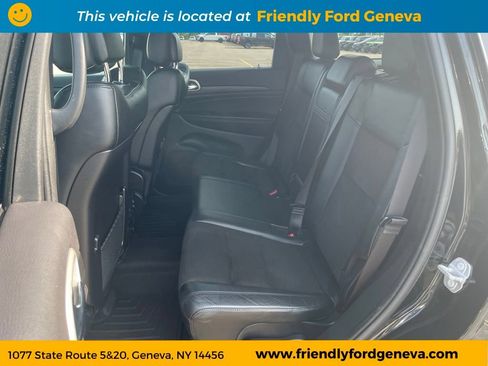 Used 2021 Jeep Grand Cherokee Laredo X AWD/4WD image 30