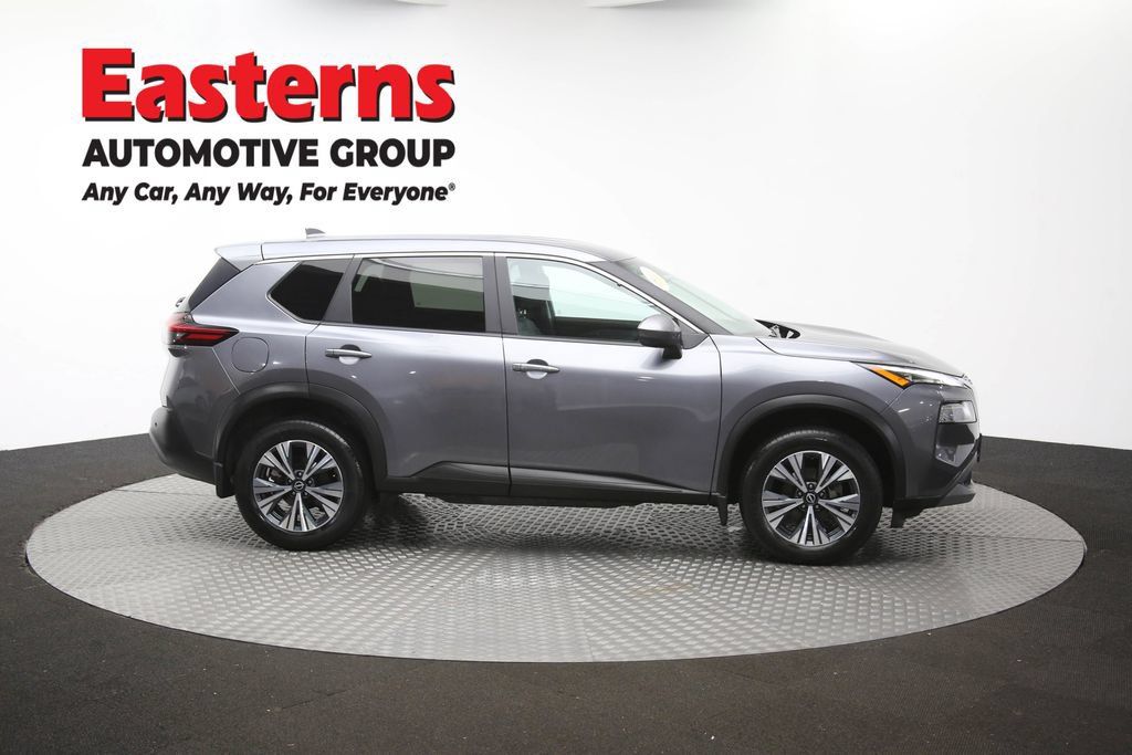 Used 2023 Nissan Rogue SV AWD/4WD image 45