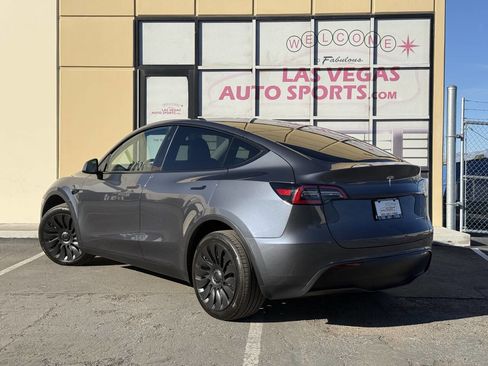 Used 2023 Tesla Model Y Long Range image 9