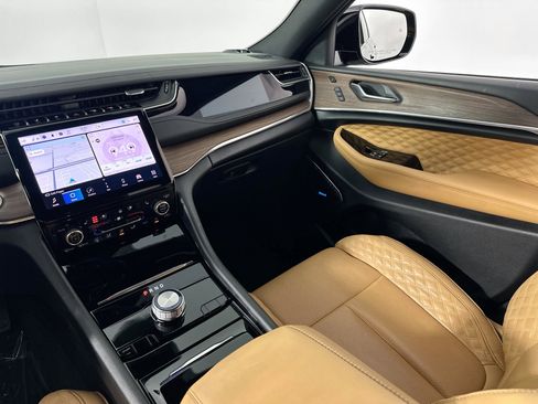 Used 2023 Jeep Grand Cherokee Summit w/ Adv Protech Group IV image 25