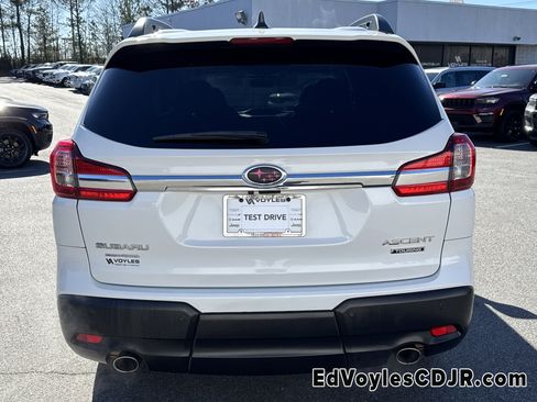 Used 2022 Subaru Ascent Touring image 4