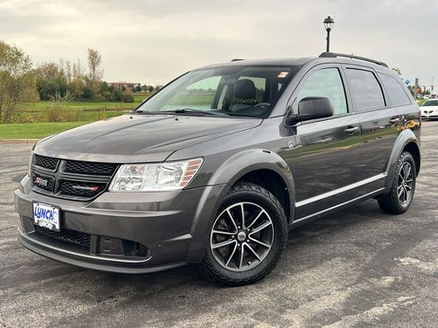 Used 2018 Dodge Journey SE w/ Blacktop Package image 37
