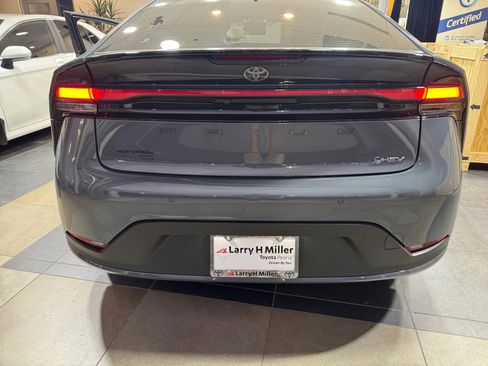 Certified 2026 Toyota Prius LE image 25