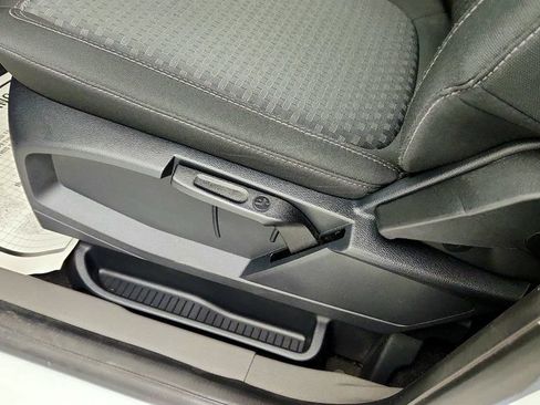 Used 2023 Ford Transit Connect XLT FWD image 11