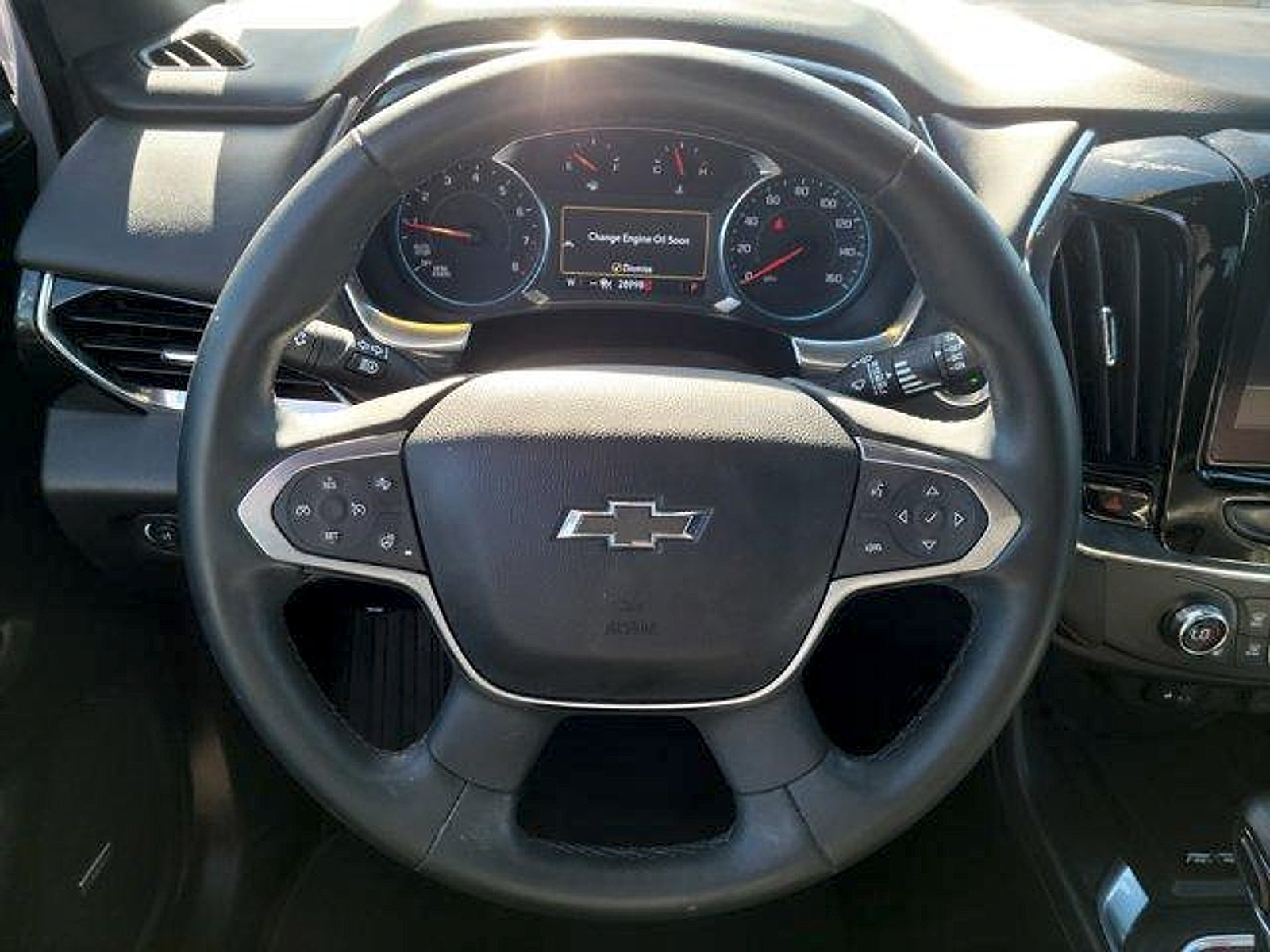Used 2023 Chevrolet Traverse RS AWD/4WD image 26