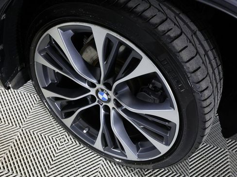 Used 2018 BMW X5 xDrive50i w/ M Sport Package image 43