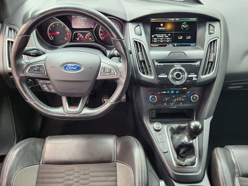 Used 2015 Ford Focus ST w/ Equipment Group 401A FWD image 30