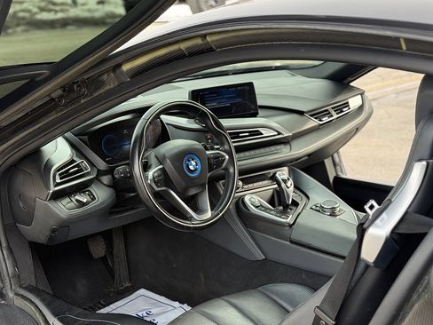 Used 2015 BMW i8 image 15