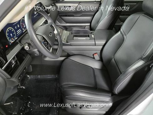 Used 2026 INFINITI QX80 Pure AWD/4WD image 13