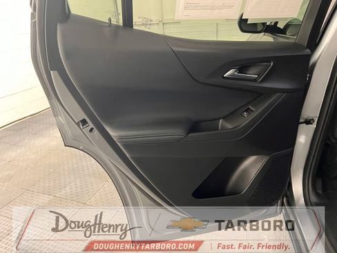 Used 2025 Chevrolet Equinox LT FWD image 31