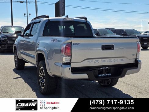 Used 2021 Toyota Tacoma TRD Sport w/ Technology Package RWD image 5