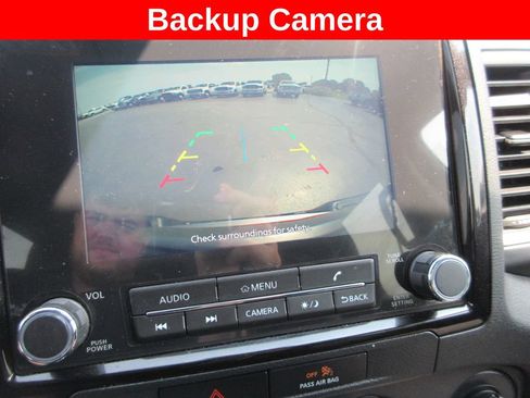 Used 2022 Nissan Frontier SV AWD/4WD image 16