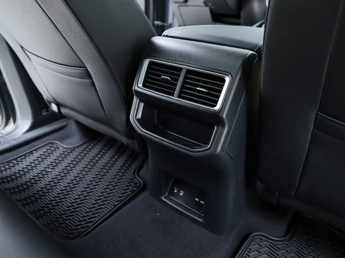 New 2026 Volkswagen Atlas Cross Sport SE image 39