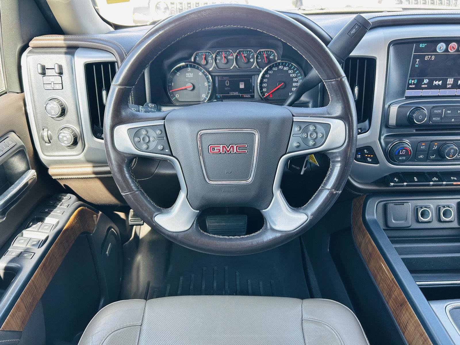 Used 2017 GMC Sierra 1500 SLT AWD/4WD image 12