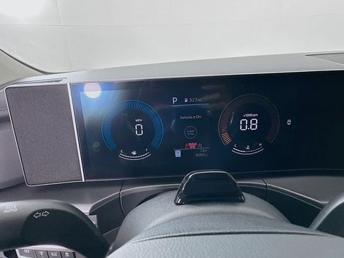 Certified 2025 Hyundai Santa Fe SEL FWD image 11