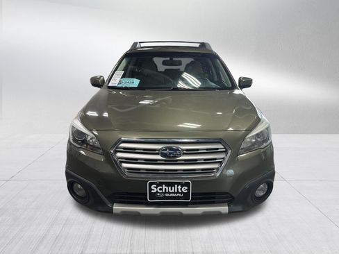 Used 2017 Subaru Outback 2.5i Limited w/ Popular Package #5 AWD/4WD image 2