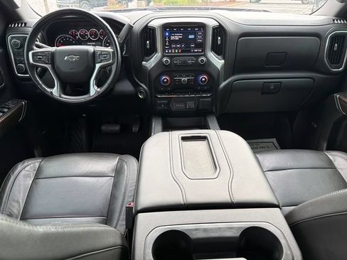 Used 2020 Chevrolet Silverado 1500 LT Trail Boss AWD/4WD image 22