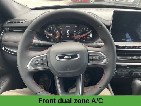 Used 2024 Jeep Compass Trailhawk w/ Trailhawk Convenience Group image 6