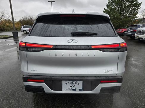 Used 2023 INFINITI QX60 Luxe image 6